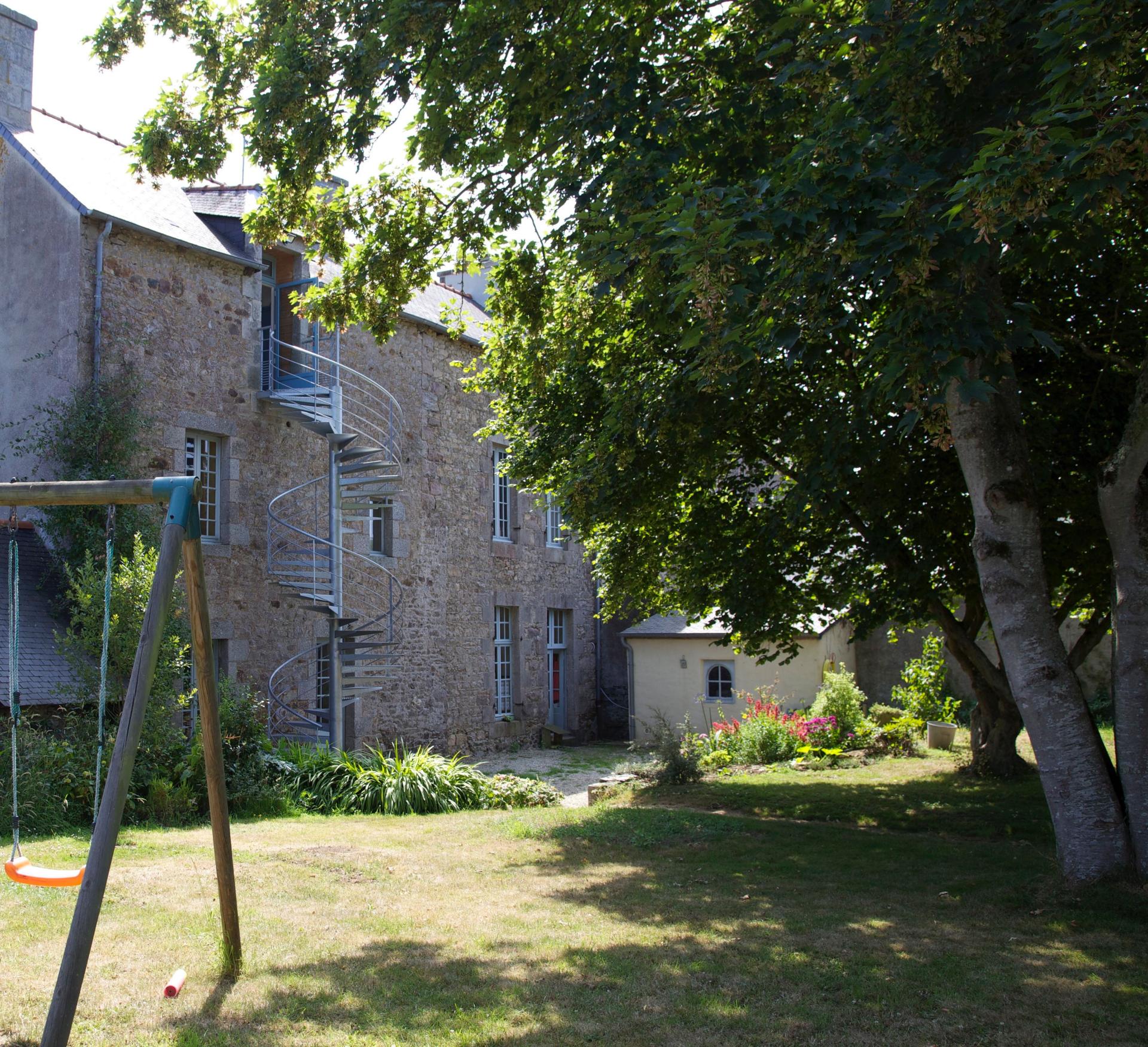 Escalier accès jardin